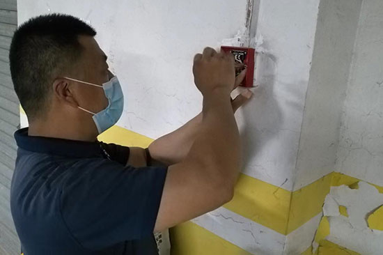 手动报警按钮的维修